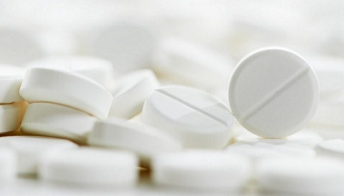 Какие таблетки принимать решает только врач